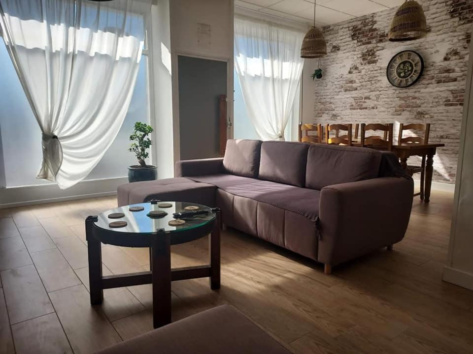 La Sweet Du Globe Maubeuge Apartman Kültér fotó